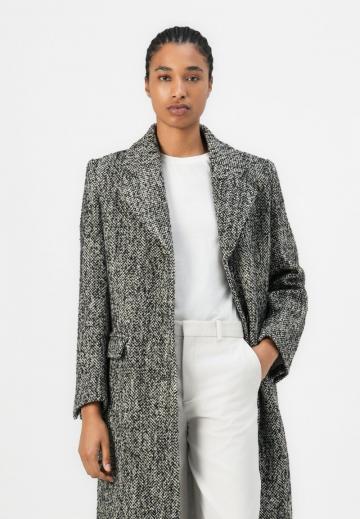 Шерстяное пальто