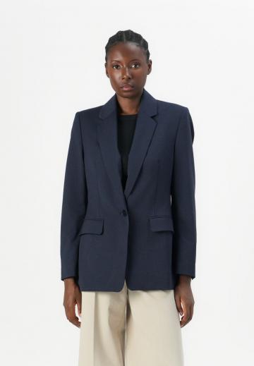 Длинный блейзер