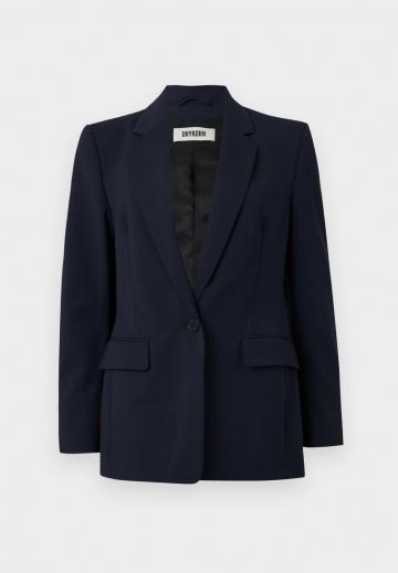 Длинный блейзер