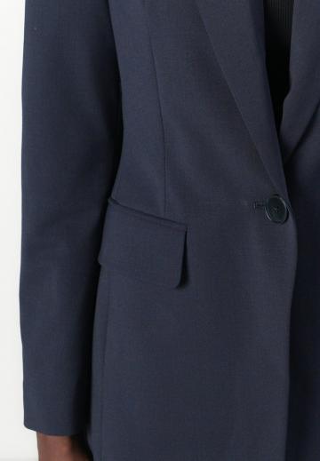 Длинный блейзер