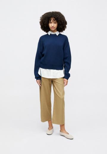 Короткие джинсы