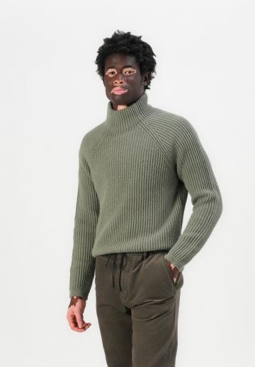 Вельветовые брюки