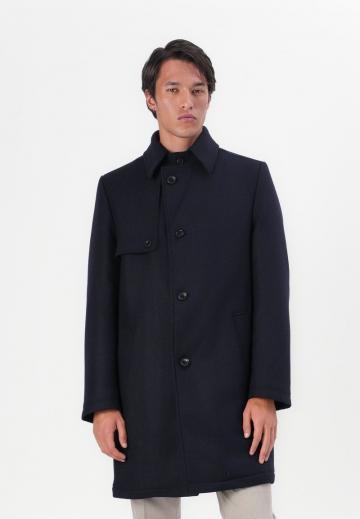 Короткое пальто