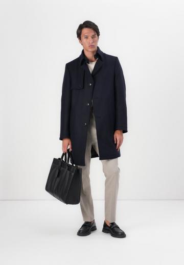 Короткое пальто