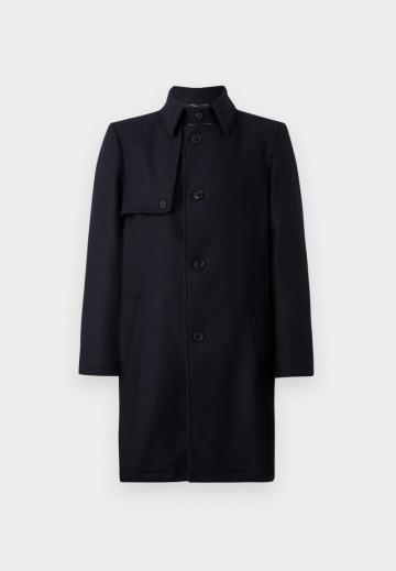 Короткое пальто