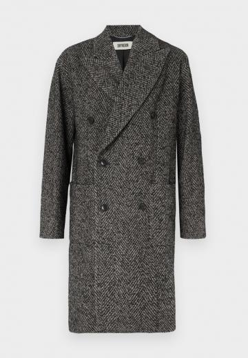 Шерстяное пальто