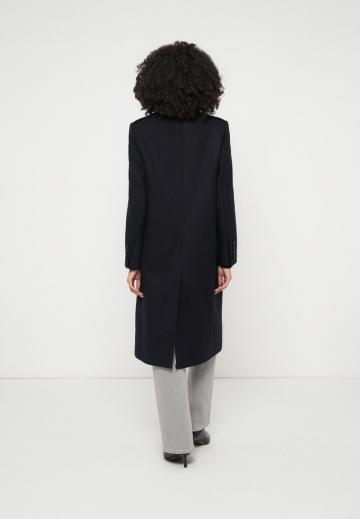 Шерстяное пальто