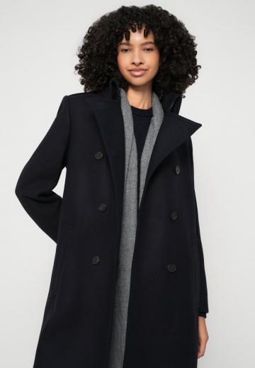 Шерстяное пальто