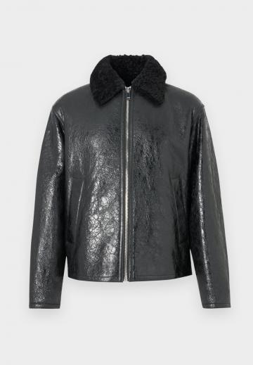Кожаная куртка