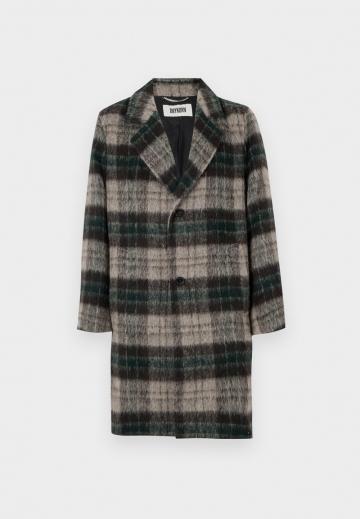 Шерстяное пальто