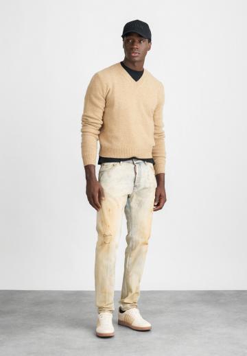 Прямые джинсы