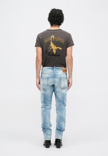 Узкие джинсы