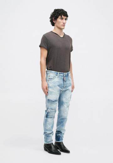 Узкие джинсы