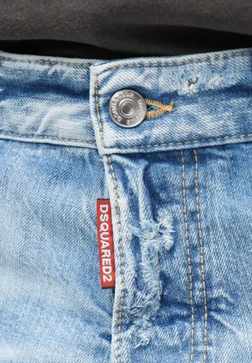 Узкие джинсы