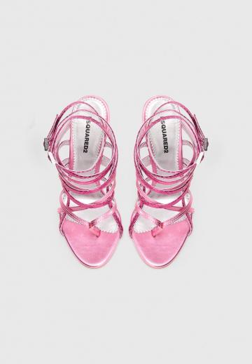 Босоножки на танкетке