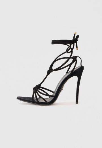 Гандбольные кроссовки