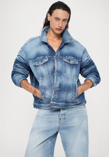 Джинсовая куртка