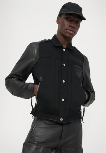 Кожаная куртка