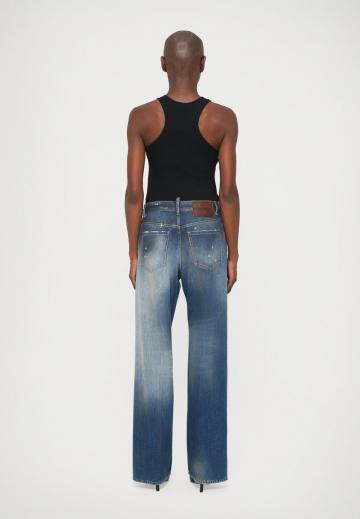 Джинсы бойфренда