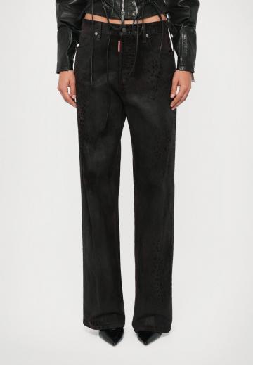 Прямые джинсы