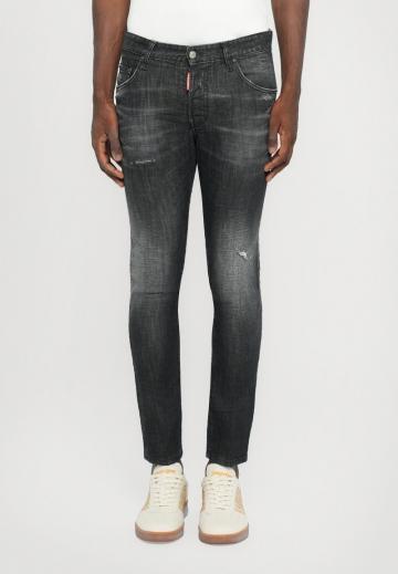 Узкие джинсы