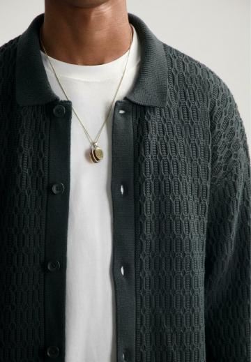 Вязаная кофта