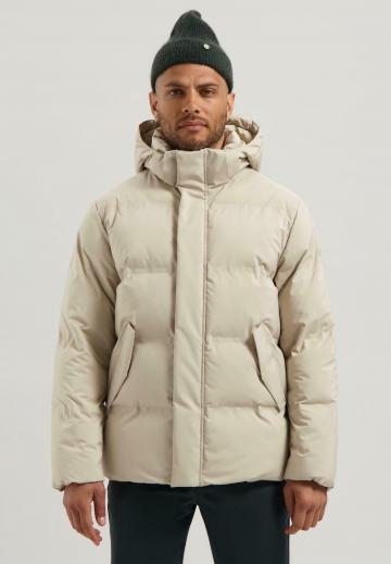 Зимняя куртка