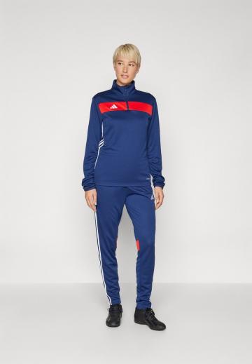 Спортивная толстовка