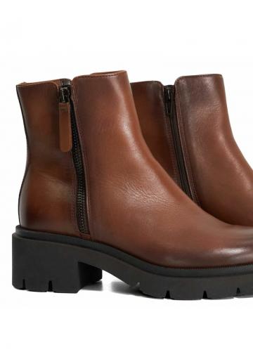 Полусапожки на платформе