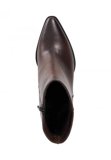 Полусапожки на высоком каблуке