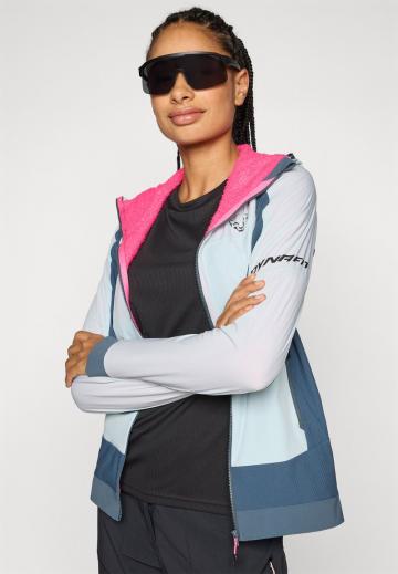 Спортивная куртка