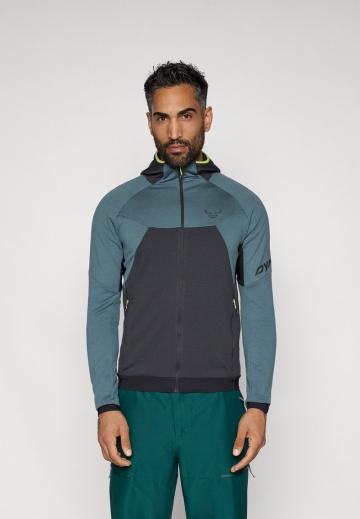 Спортивная кофта