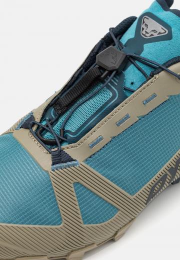 Беговые кроссовки