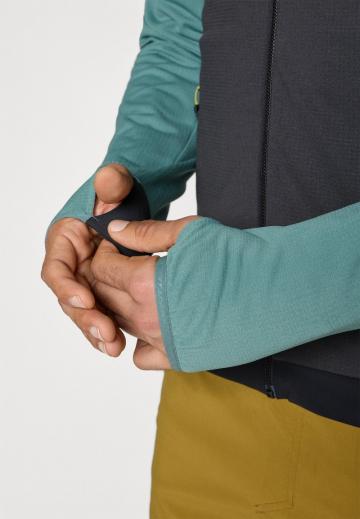 Спортивная куртка