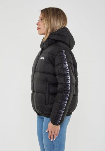 Спортивная куртка