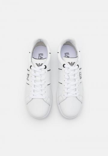 Гандбольные кроссовки