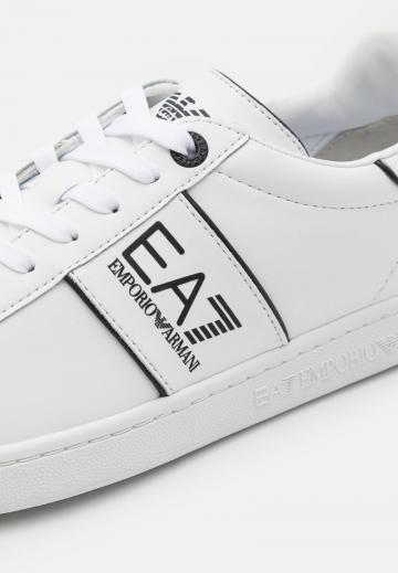 Гандбольные кроссовки