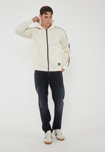 Спортивная кофта