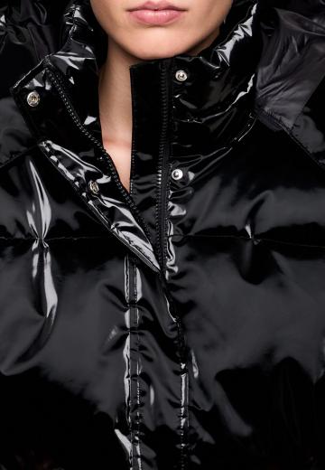 Спортивная куртка