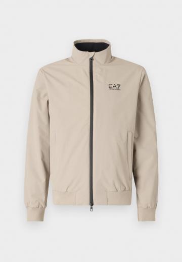 Куртка бомбер