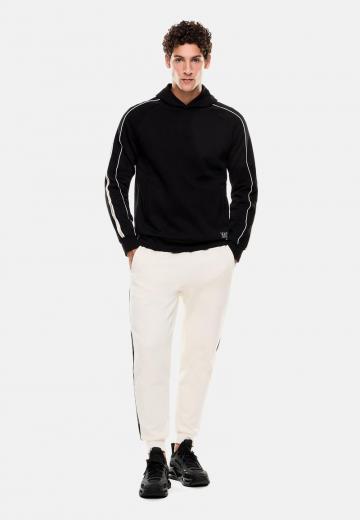 Спортивная кофта