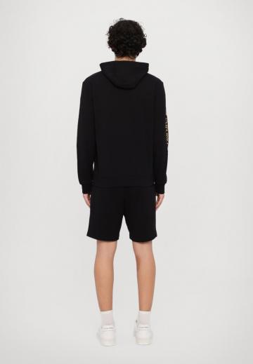 Спортивная кофта