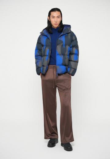 Зимняя куртка