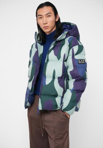 Зимняя куртка