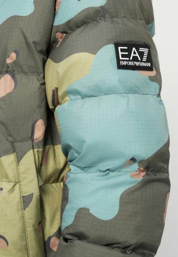 Зимняя куртка