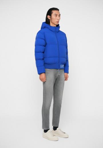 Зимняя куртка