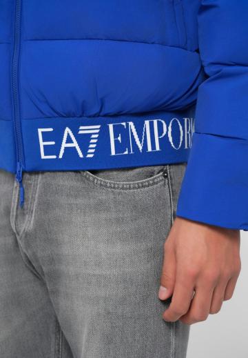 Зимняя куртка