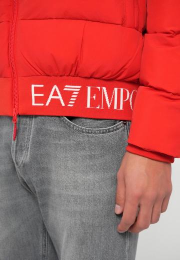 Зимняя куртка