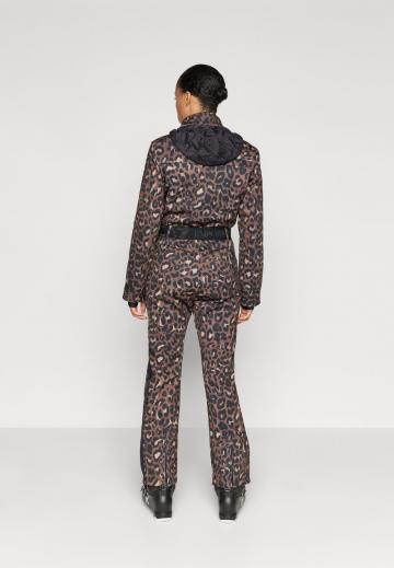 Спортивная куртка