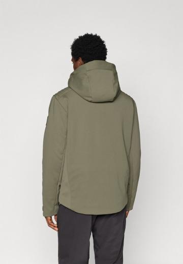 Сноубордическая куртка